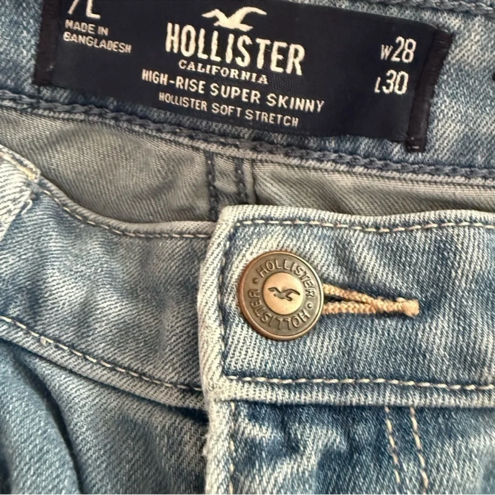 Hollister High Rise Super Skinny Jeans Size W28 L 30